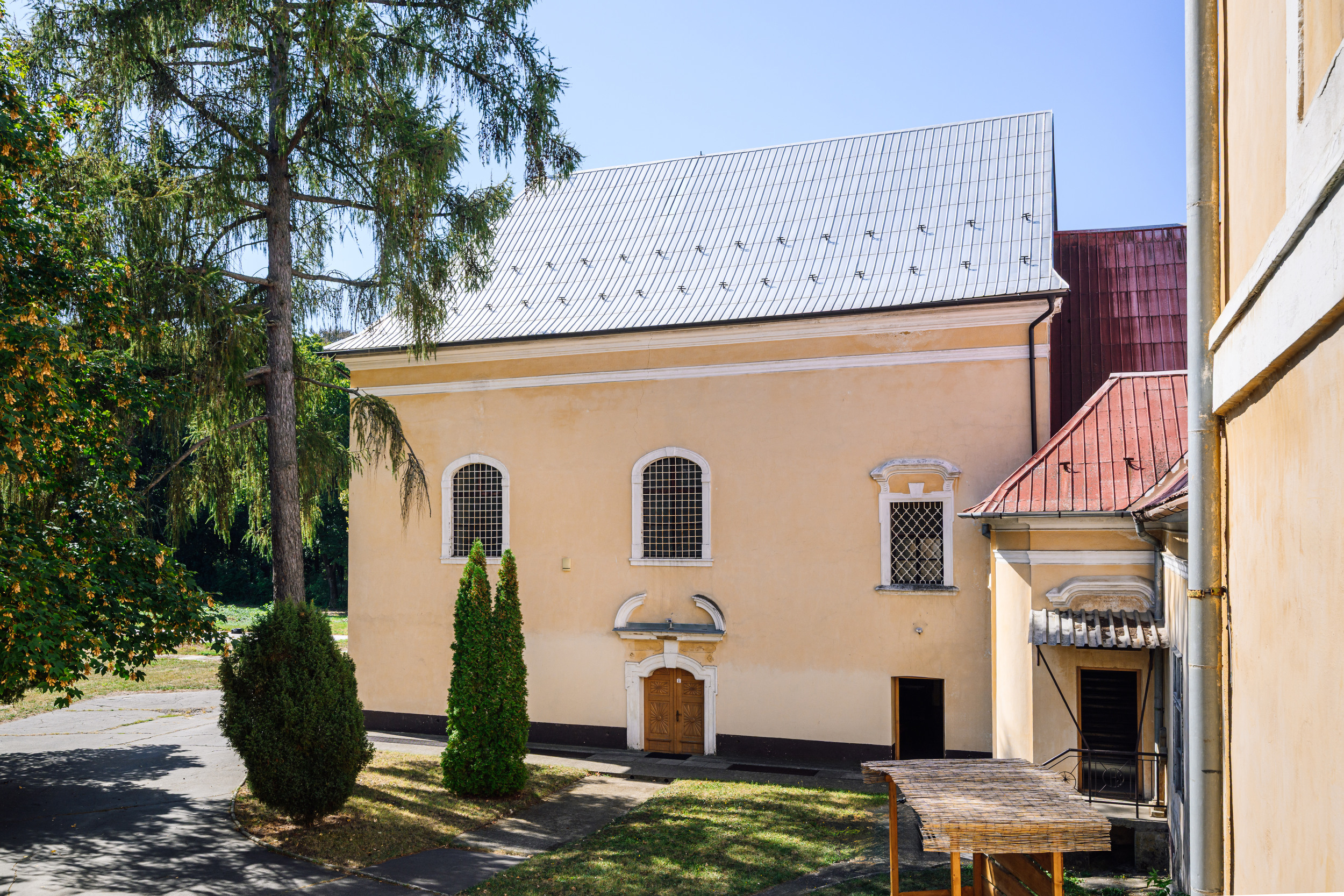 Vstup do Kostola sv. Valentína