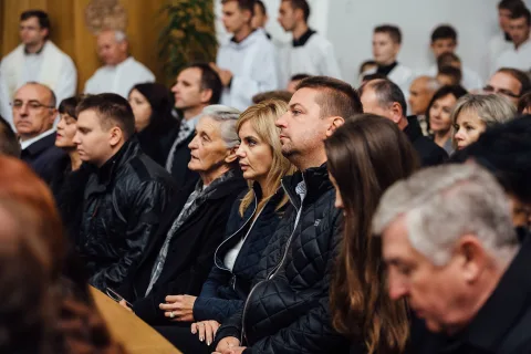 Posviacka farského kostola v Ladcoch – fotografia 33